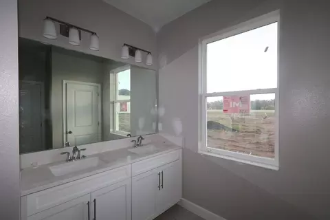 Bath - 5290 High Line Dr, Saint Cloud, FL 34771 photo 1 of 1