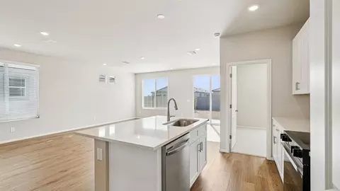 18014 W Calle Lejos, Surprise, AZ 85387