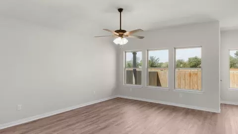 Living - 2719 Echinacea Path, Converse, TX 78109 photo 1 of 6