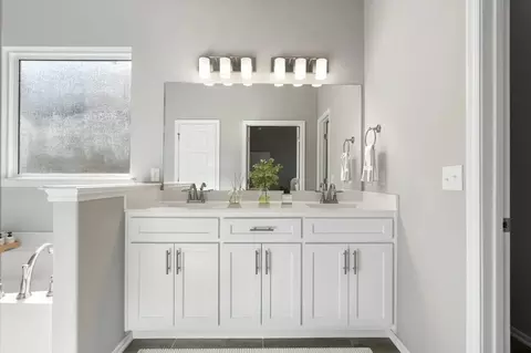 Bath - 16185 S 89th E Ave, Bixby, OK 74008 photo 3 of 10