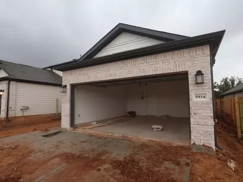 Exterior - 5934 Texas Sun Dr, Fulshear, TX 77441 photo 1 of 7