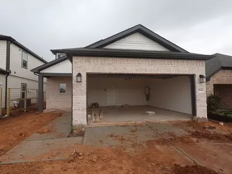 Exterior - 5934 Texas Sun Dr, Fulshear, TX 77441 photo 2 of 7