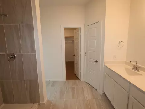 Entry Way - 5934 Texas Sun Dr, Fulshear, TX 77441 photo 2 of 2