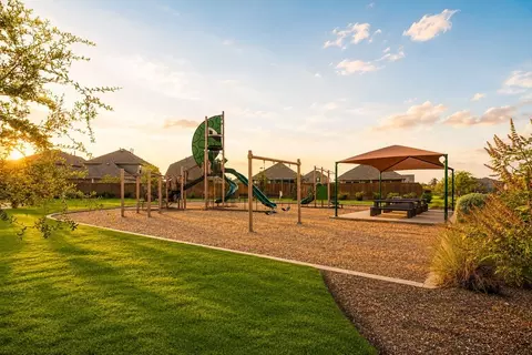 View/Area - 5934 Texas Sun Dr, Fulshear, TX 77441 photo 7 of 12