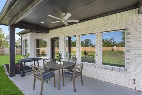 Exterior - 5934 Texas Sun Dr, Fulshear, TX 77441 photo 3 of 7