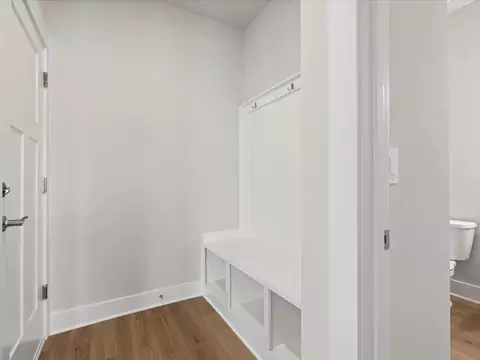 Entry Way - 117 Kerwin Ct, Greer, SC 29651 photo 2 of 2