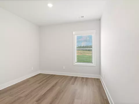 102 Kerwin Ct, Greer, SC 29651