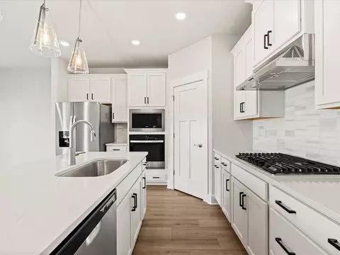Kitchen - 117 Kerwin Ct, Greer, SC 29651 photo 2 of 5