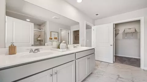 Bath - 5215 Corolla Dr, Suffolk, VA 23435 photo 8 of 10