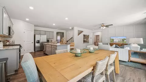 Dining - 5215 Corolla Dr, Suffolk, VA 23435 photo 3 of 3