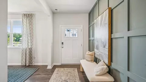 Entry Way - 5215 Corolla Dr, Suffolk, VA 23435 photo 4 of 10