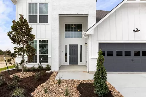 Exterior - 8020 Candy Ln, Waco, TX 76708 photo 4 of 4