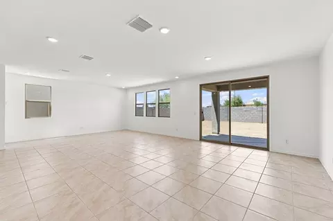 Living - 8052 W Berkeley Rd, Phoenix, AZ 85035 photo 2 of 2