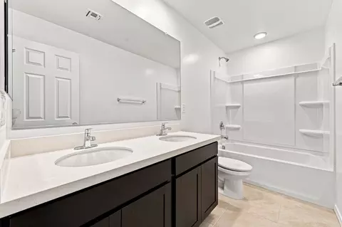 Entry Way - 8052 W Berkeley Rd, Phoenix, AZ 85035 photo 2 of 2