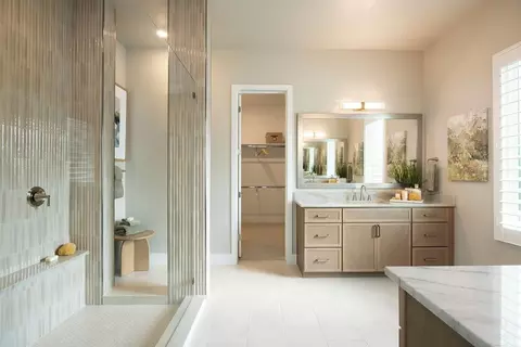 Bath - 112 Cresthaven Ln, Georgetown, TX 78628 photo 2 of 2