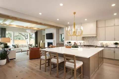 Kitchen - 112 Cresthaven Ln, Georgetown, TX 78628 photo 4 of 4