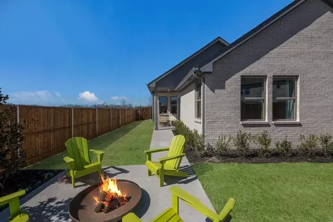 3949 Avendale Dr, Crandall, TX 75114