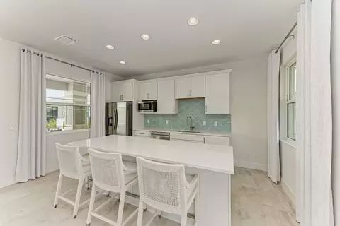 Kitchen - 4085 Golden Creek Ter, Parrish, FL 34219 photo 3 of 19