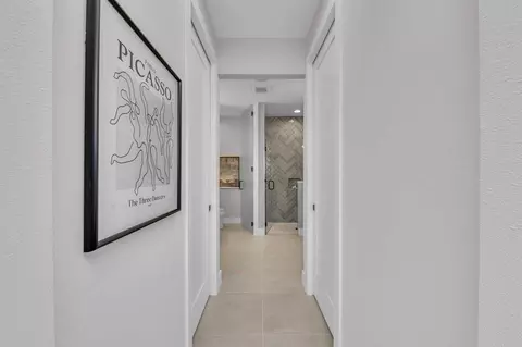 Entry Way - 4085 Golden Creek Ter, Parrish, FL 34219 photo 4 of 4