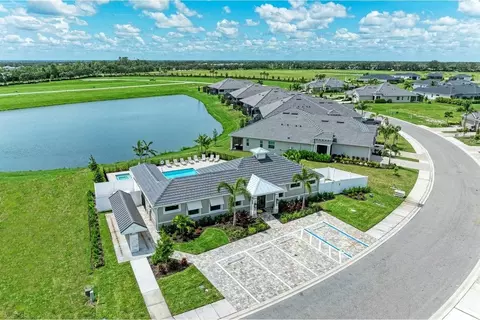 View/Area - 4085 Golden Creek Ter, Parrish, FL 34219 photo 6 of 10