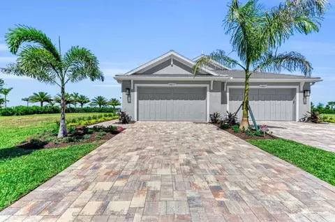 Exterior - 4085 Golden Creek Ter, Parrish, FL 34219 photo 15 of 21