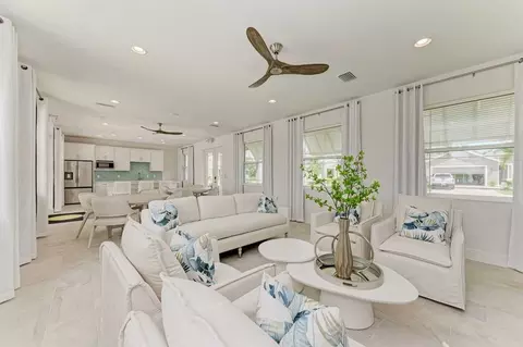 Living - 4085 Golden Creek Ter, Parrish, FL 34219 photo 6 of 15