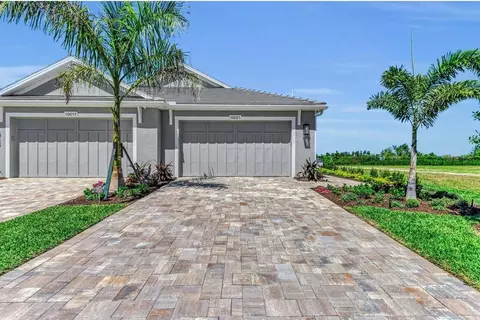 Exterior - 4085 Golden Creek Ter, Parrish, FL 34219 photo 9 of 21