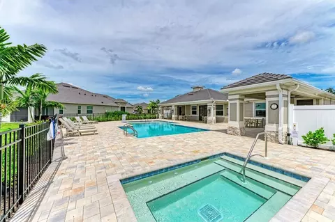 Exterior - 4085 Golden Creek Ter, Parrish, FL 34219 photo 7 of 21