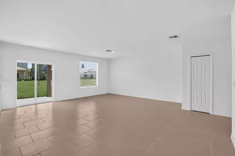 Living - 3616 Ambersweet Xing, Parrish, FL 34219 photo 1 of 1