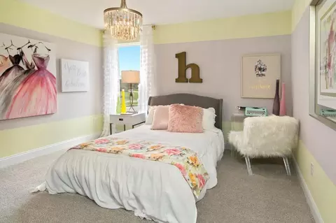 Bedroom - 5175 Brookfield Ln, Monroe, OH 45044 photo 6 of 8