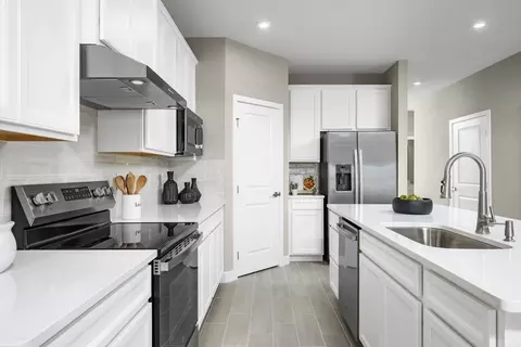 Kitchen - 18871 Drifting Elm St, Spring Hill, FL 34610 photo 2 of 2
