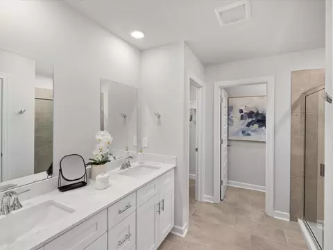 Bath - 1440 Hatteras Rd, Durham, NC 27704 photo 1 of 4