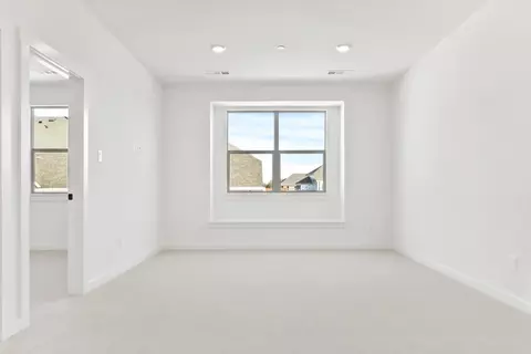 Bedroom - 12612 Audubon Trl, Rowlett, TX 75089 photo 9 of 15