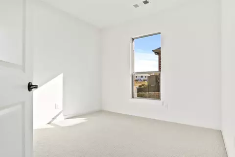 Bedroom - 12612 Audubon Trl, Rowlett, TX 75089 photo 7 of 15
