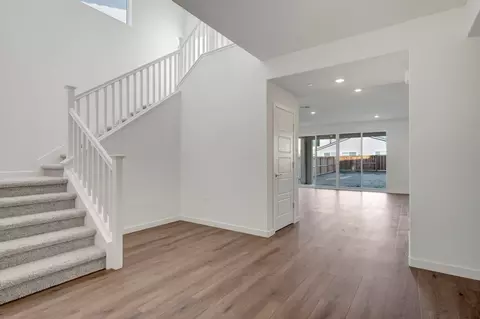 Entry Way - 15879 Cleary Ct, Lathrop, CA 95330 photo 2 of 14