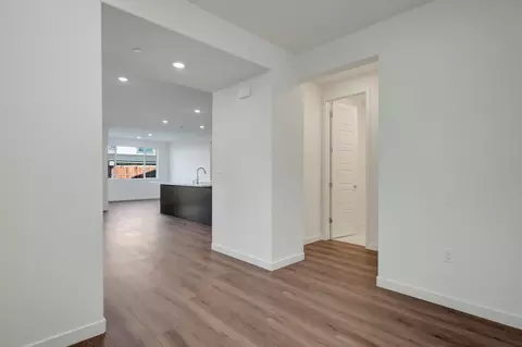 Entry Way - 15879 Cleary Ct, Lathrop, CA 95330 photo 3 of 14