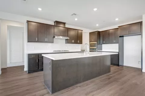 Kitchen - 15879 Cleary Ct, Lathrop, CA 95330 photo 2 of 18