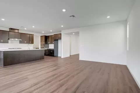 Living - 15879 Cleary Ct, Lathrop, CA 95330 photo 5 of 10
