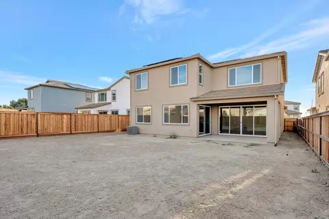 Exterior - 15879 Cleary Ct, Lathrop, CA 95330 photo 4 of 26