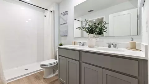 Bath - 20 Yosemite Dry, Ormond Beach, FL 32174 photo 1 of 2