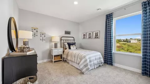 Bedroom - 1083 Shoreview Dr, Jordan, MN 55352 photo 8 of 10