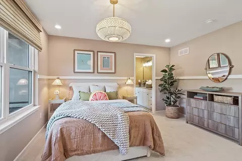 Bedroom - 16594 Beau Dr, Macomb, MI 48042 photo 4 of 9