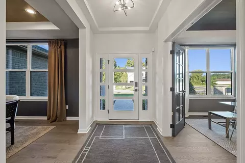 Entry Way - 16594 Beau Dr, Macomb, MI 48042 photo 1 of 4