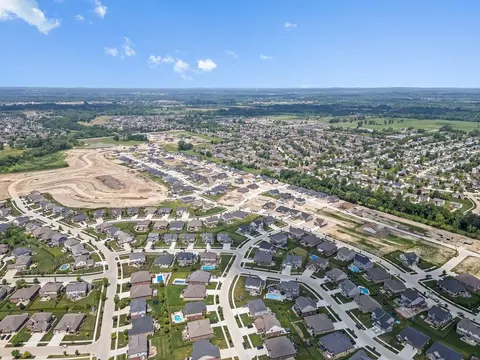View/Area - 16594 Beau Dr, Macomb, MI 48042 photo 5 of 13