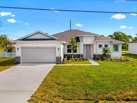 625 Russ Rd, Fort Pierce, FL 34982
