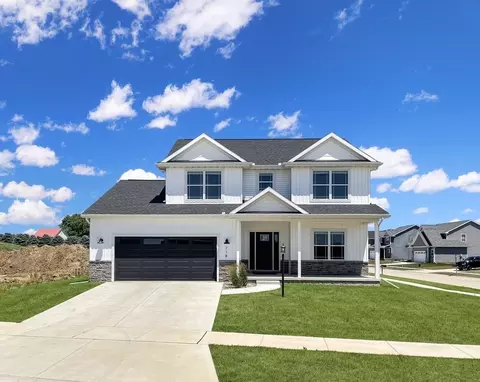 1701 Littlefield Ln, Mahomet, IL 61853