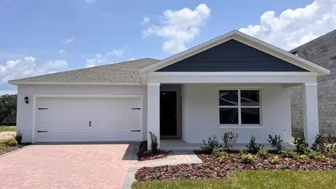 Exterior - 1030 Gull Dr, Apopka, FL 32703 photo 3 of 4