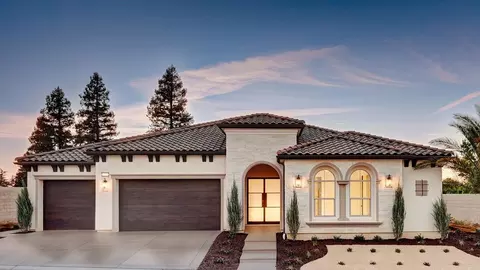 11191 N Via Ravenna Dr, Fresno, CA 93730