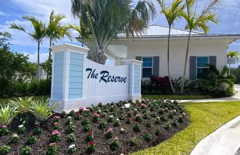 View/Area - 100 Royal Palm Cir, Tequesta, FL 33469 photo 10 of 13