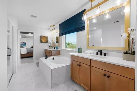 Bath - 495 Toscano St, Clermont, FL 34715 photo 4 of 4